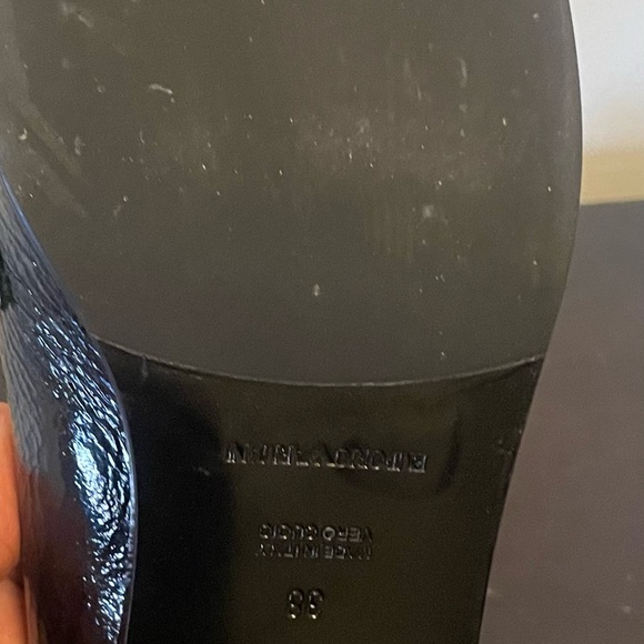 Brand new , Emporio Armani size 8 , box not included . - Picture 5 of 7